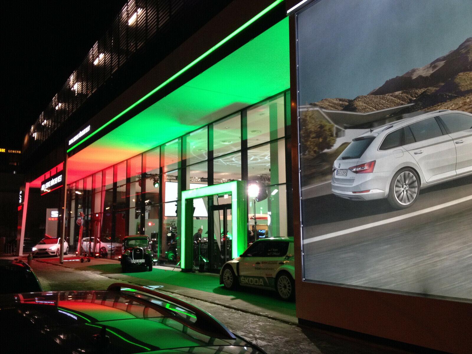 showroom-image-bottom