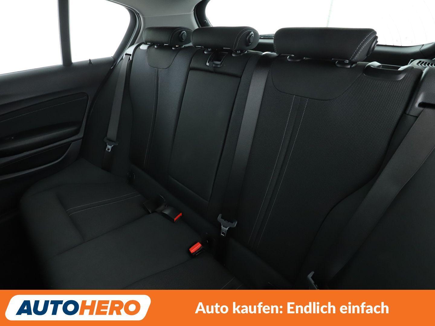 BMW 118i Sport Line Aut.*NAVI*LED*PDC*TEMPO*