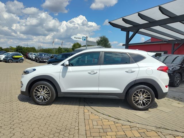Hyundai Tucson 1.6 T-GDI 4WD Navi Leder R.Kamera