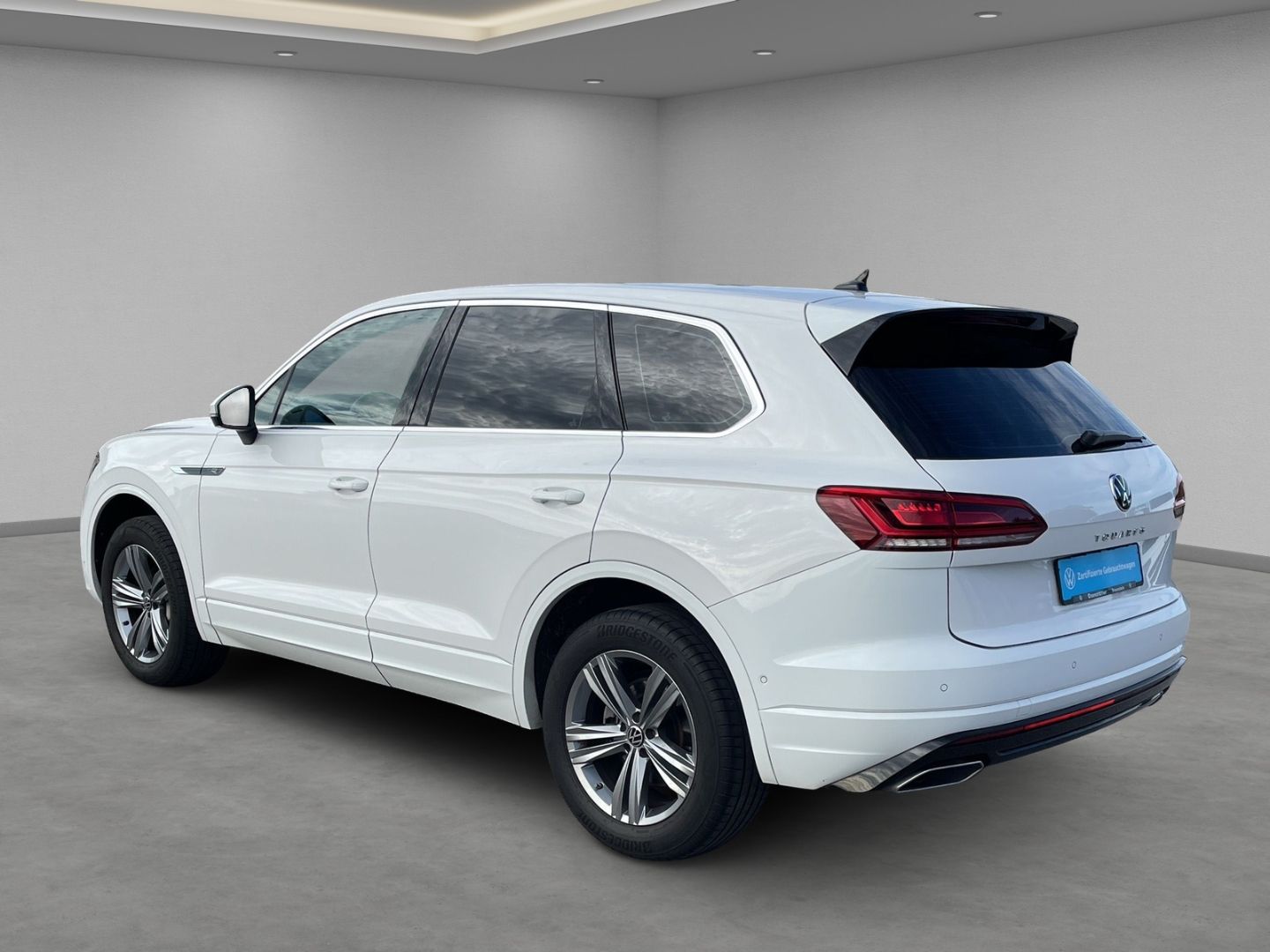 Volkswagen Touareg R-Line 3.0 V6 TDI 4 Motion LED Kamera Na foto 2