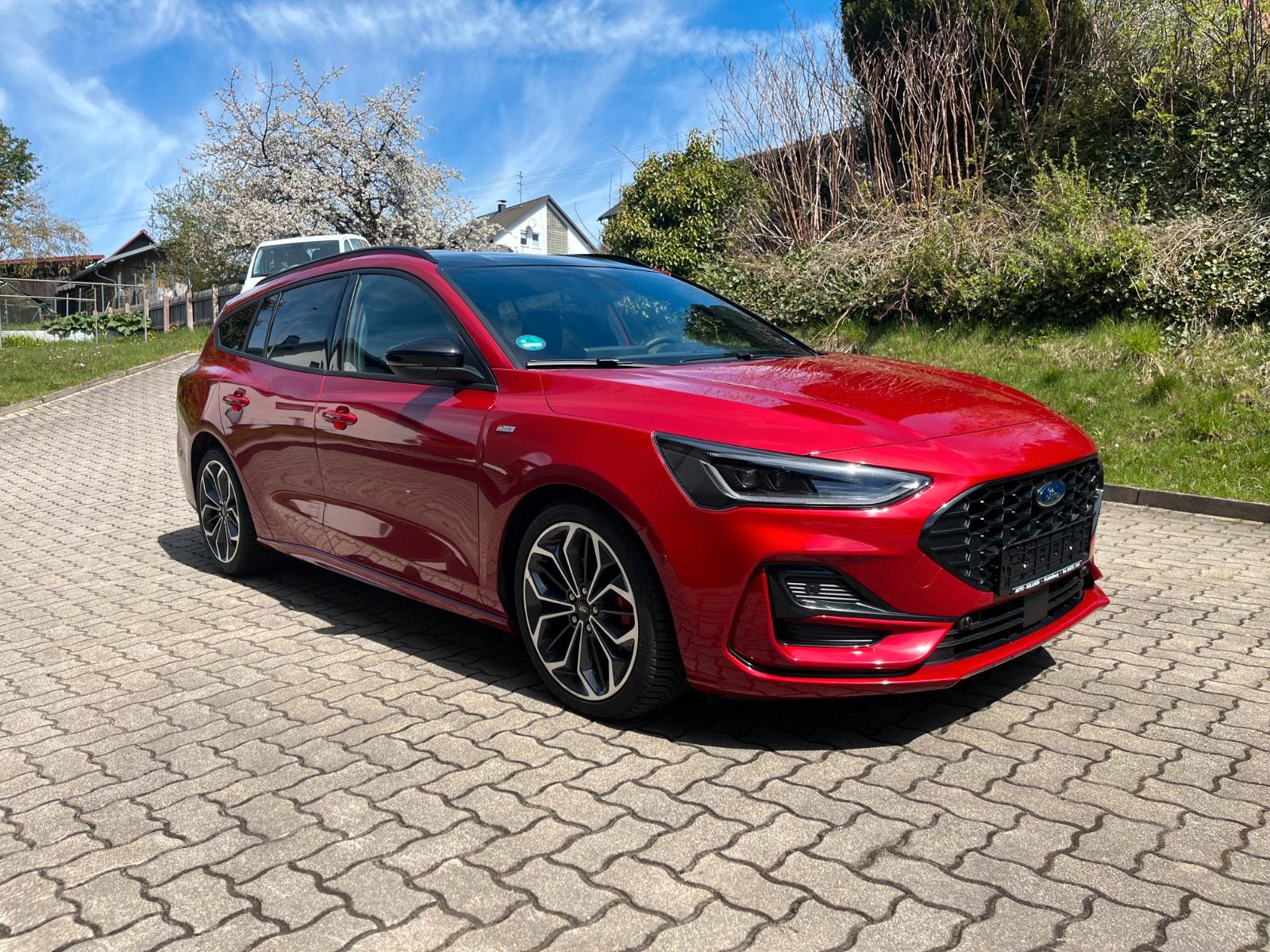 Ford Focus Turnier ST-Line X - Matrix LED, B&O, ACC