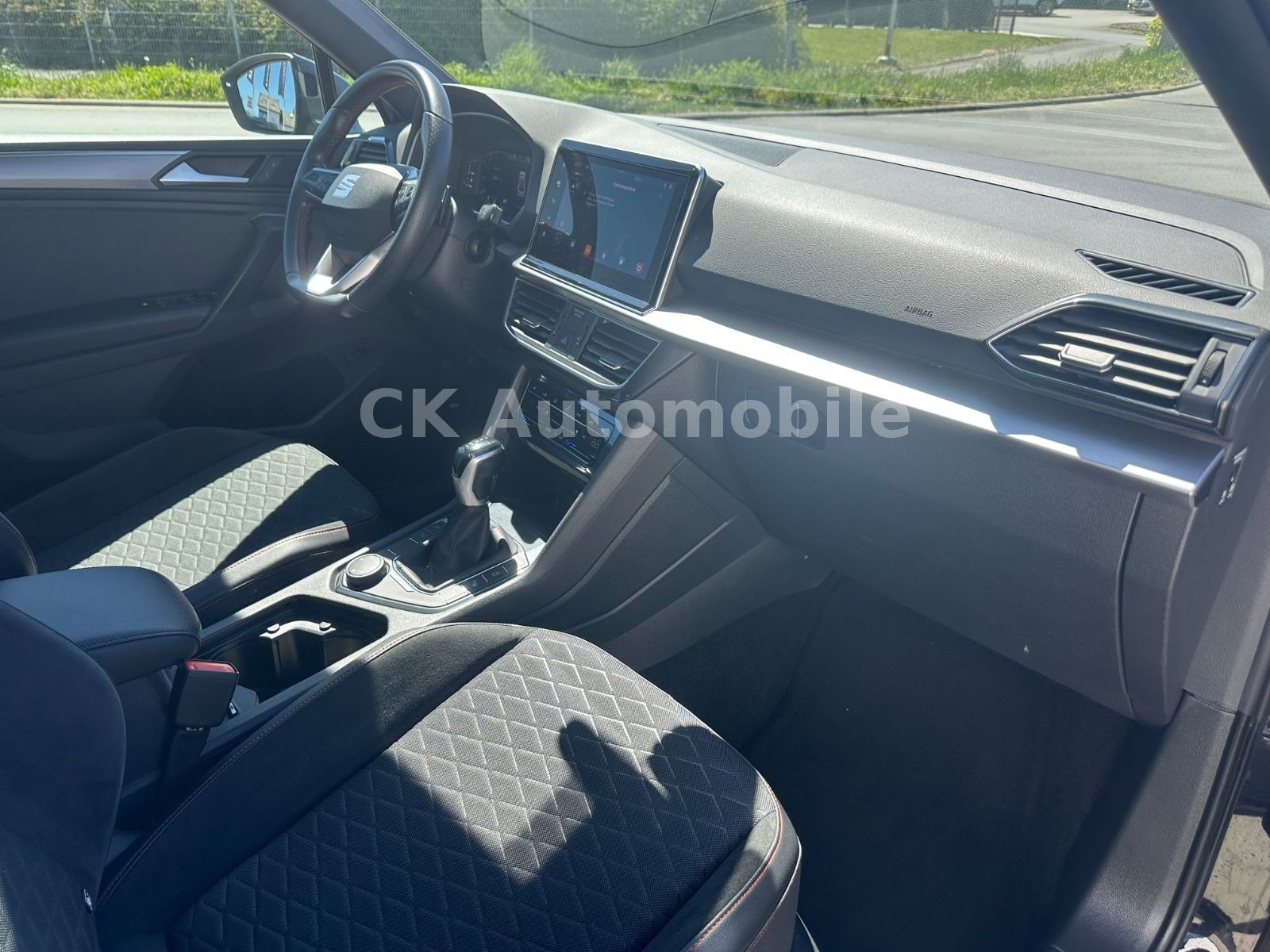 Fahrzeugabbildung SEAT Tarraco FR 4Drive 2.0TDI/Navi/Pano/LED/ACC/AHK