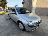 Opel Corsa 1.2i 16V cat 3 porte Comfort Euro 4 - Opel Corsa Comfort mit Benzin-Antrieb