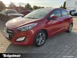 Hyundai i30 1.4 YES! Gold+1.HAND+NAVI+KAMERA+SHZ+SR+WR - gebrauchte Hyundai i30 aus dem Jahr 2015