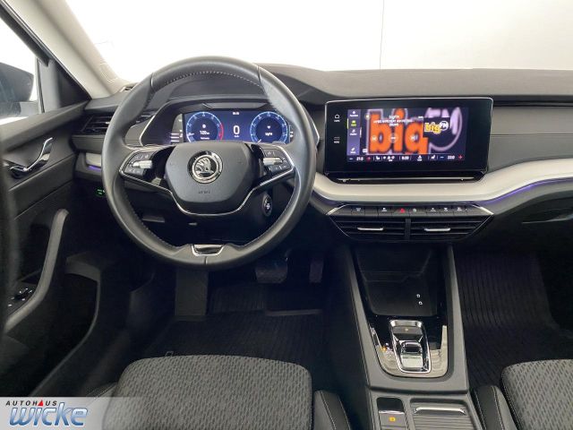 Octavia Combi 1.5 TSI DSG Clever NAVI KLIMA PANO