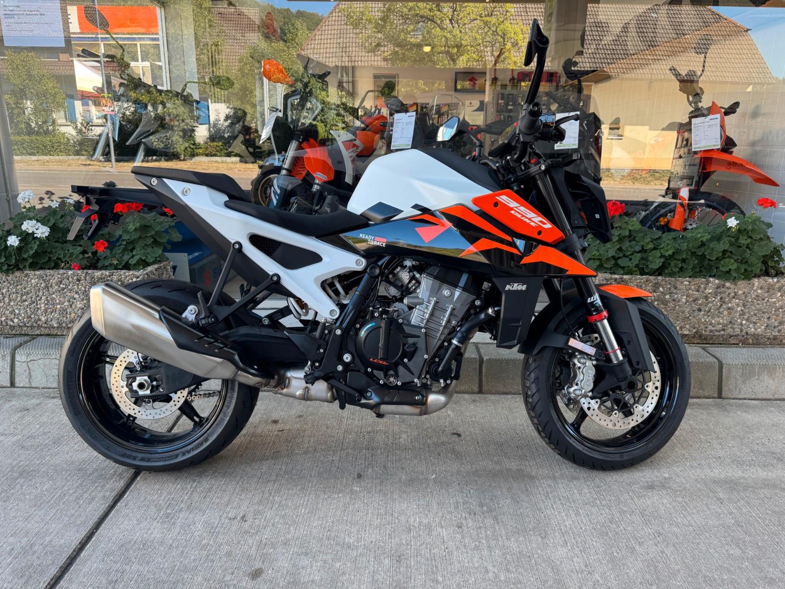 KTM 990 Duke