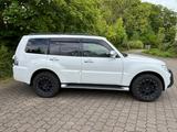 Mitsubishi Pajero 3,2 DI-D 4WD V90 - Top - Deltafelgen - Mitsubishi Pajero Top mit Diesel-Antrieb