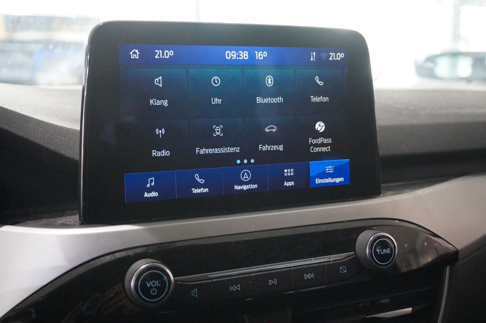 Fahrzeugabbildung Ford Kuga 1.5D COOL & CONN. NAVI/LED/SHZ/TEMP./NEBEL