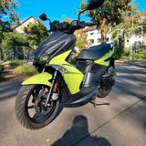 Kymco Super 8 R Top Zustand wenig km Neuwertig  - Kymco Motorräder in Mannheim