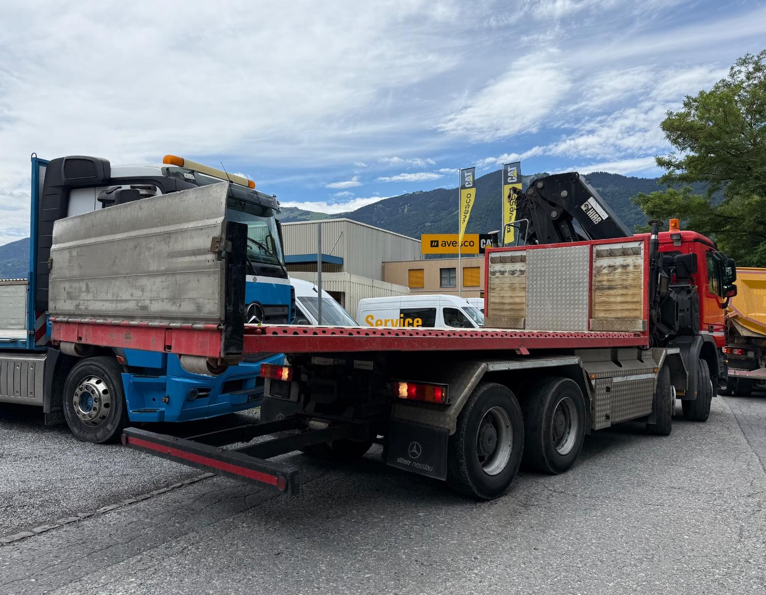 Mercedes-Benz Actros 3248 8x4, E5, Hook Hiab + Hiab 322 crane