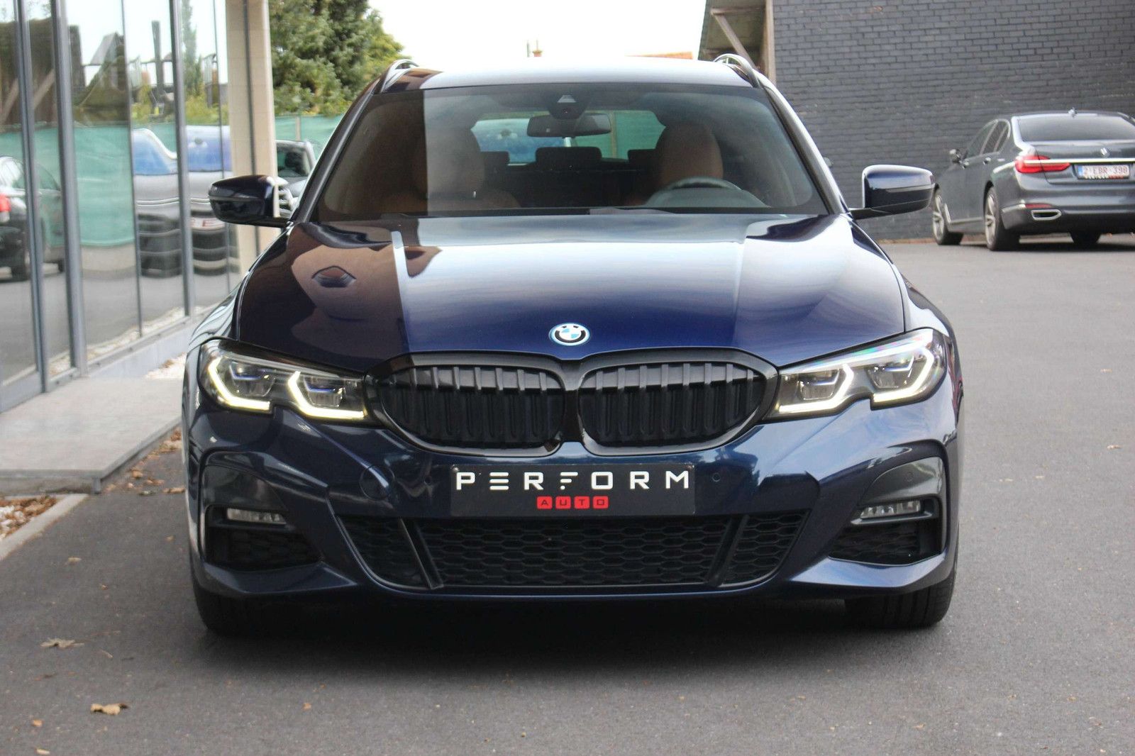 BMW 330 e TOURING*M-SPORT*PLUG-IN HYBRIDE*292PK*LASE imagem 2