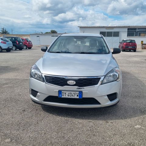 Kia Ceed 1.4 90CV 5p. LX Bi-Fuel- OK NEOPATENTAT