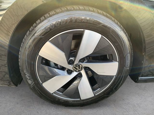 Passat Variant 2.0 TDI DSG ELEGANCE AHK+IQ.LIGHT