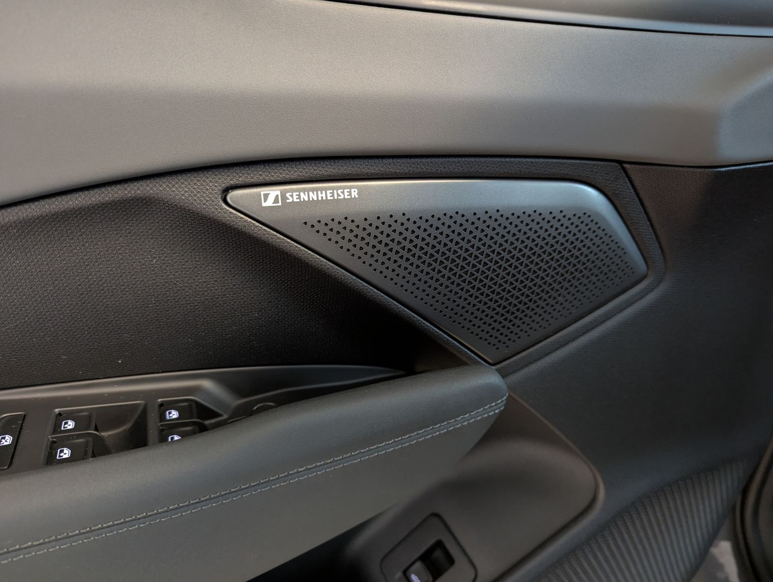 CUPRA Terramar 1.5eTSI HUD DCC Matrix Pano Sennh. 20" - Image 22