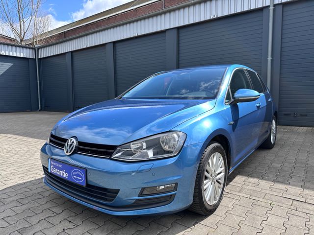 Volkswagen Golf VII Lim. CUP BMT/ Navi / PDC / SHZ /