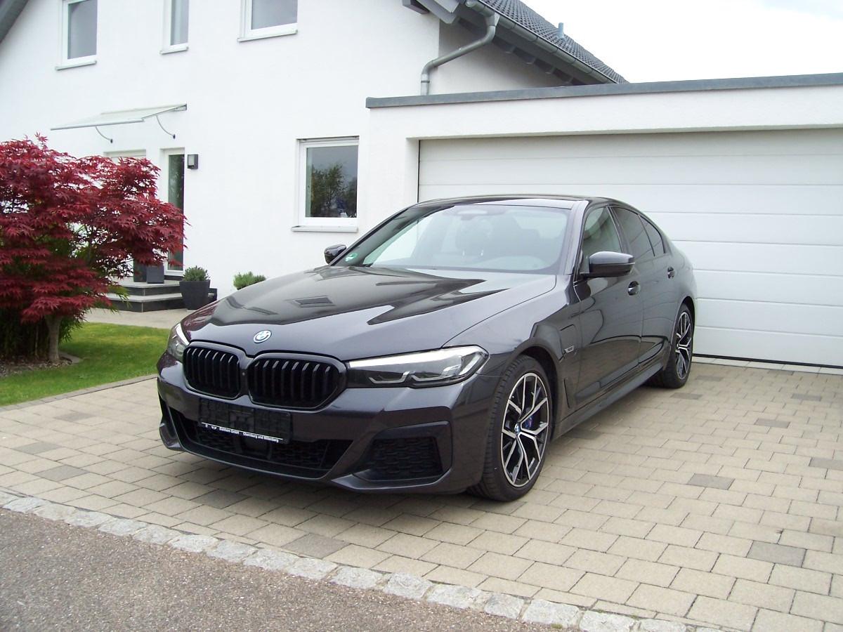 BMW 545e xDrive M Sportpaket EGSD/ACC/H&K/360°/AHK