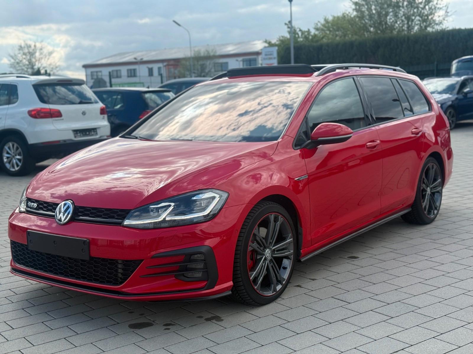 Volkswagen Golf VII Variant GTD*PANORAMA*AUTOMATIK**