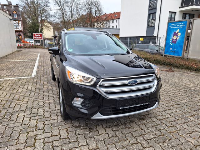 Ford KugaTitanium 4x4 Klima Leder Navi Kamera tüv neu