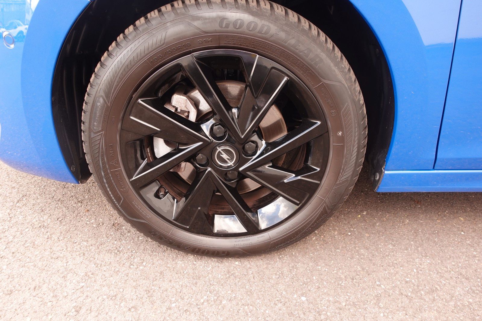 Fahrzeugabbildung Opel Corsa GS 1.2T,MatrixLED,Kamera,Sitzhzg,Allwetter