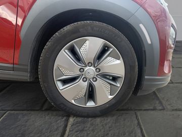 Fahrzeugabbildung Hyundai Kona Premium Elektro+NAVI+LED+SITZBELÜFTUNG+R-KA