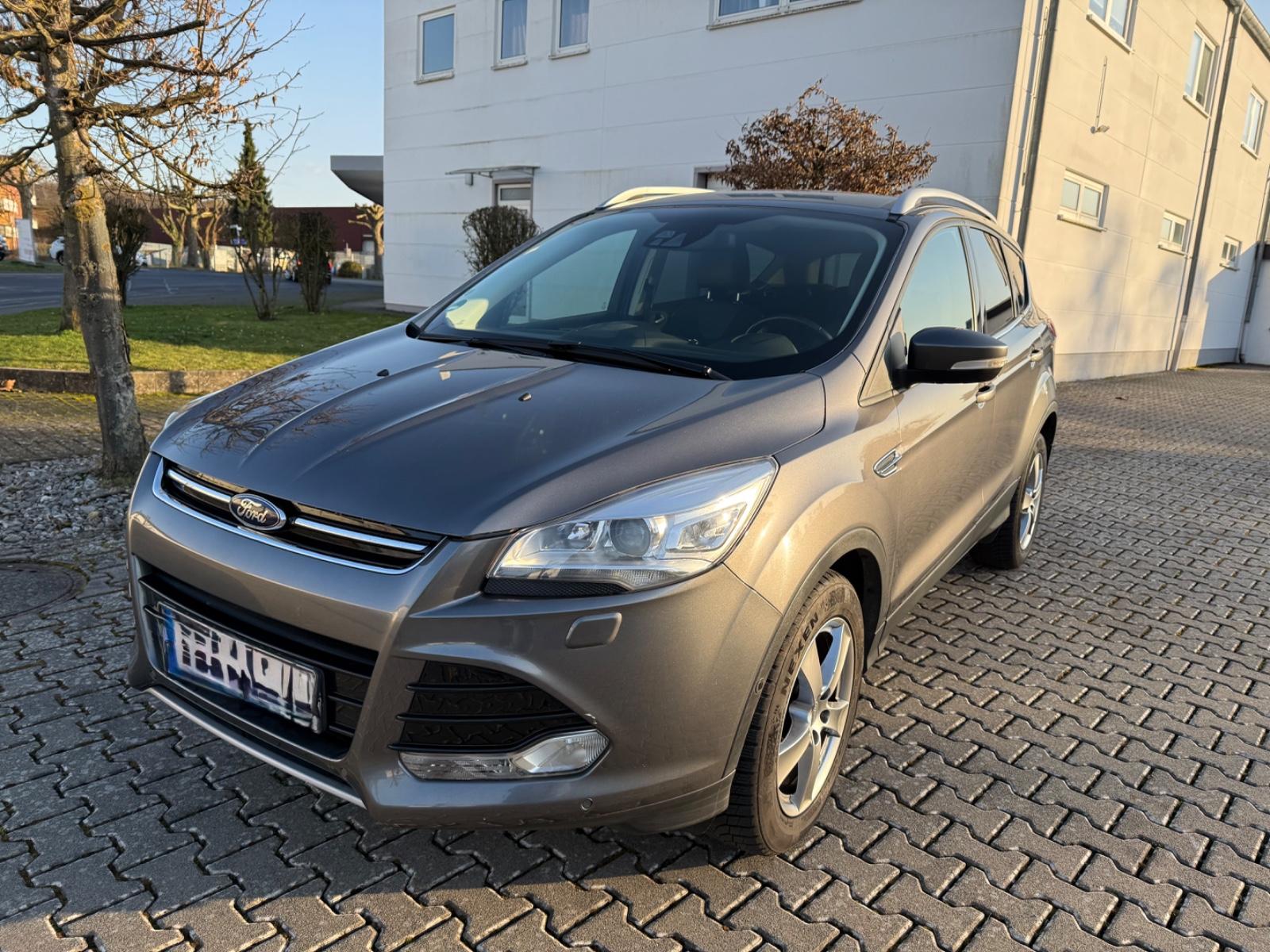 Ford Kuga Titanium FINANZIERUNG MÖGLICH