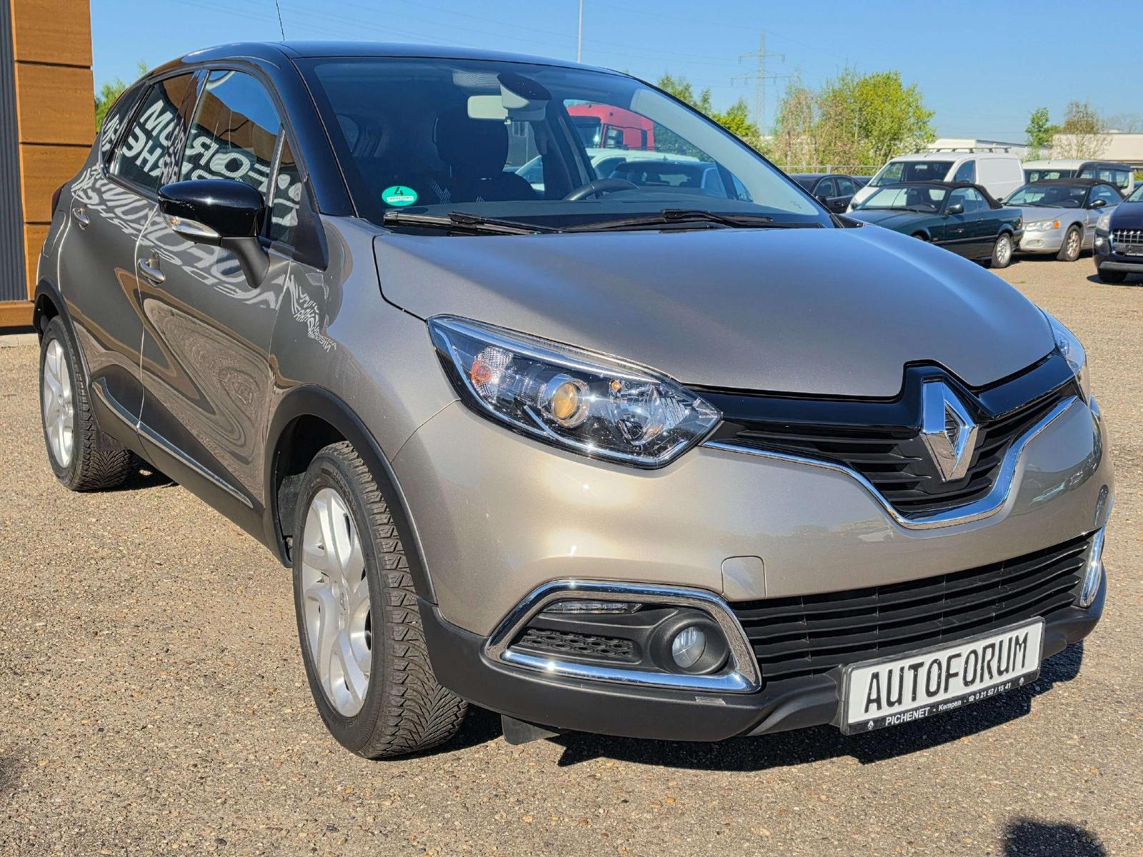 Renault Captur Luxe 0.9 2. Hand *Top Gepflegt*