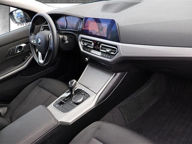 BMW 320 d Limousine Advantage Navi DAB LED LMR foto 8