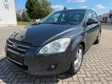 Kia cee'd / Ceed*1.4*2 Hand*Klimaaut*Sitzheiz*PDC* - Kia cee'd / Ceed aus 2009