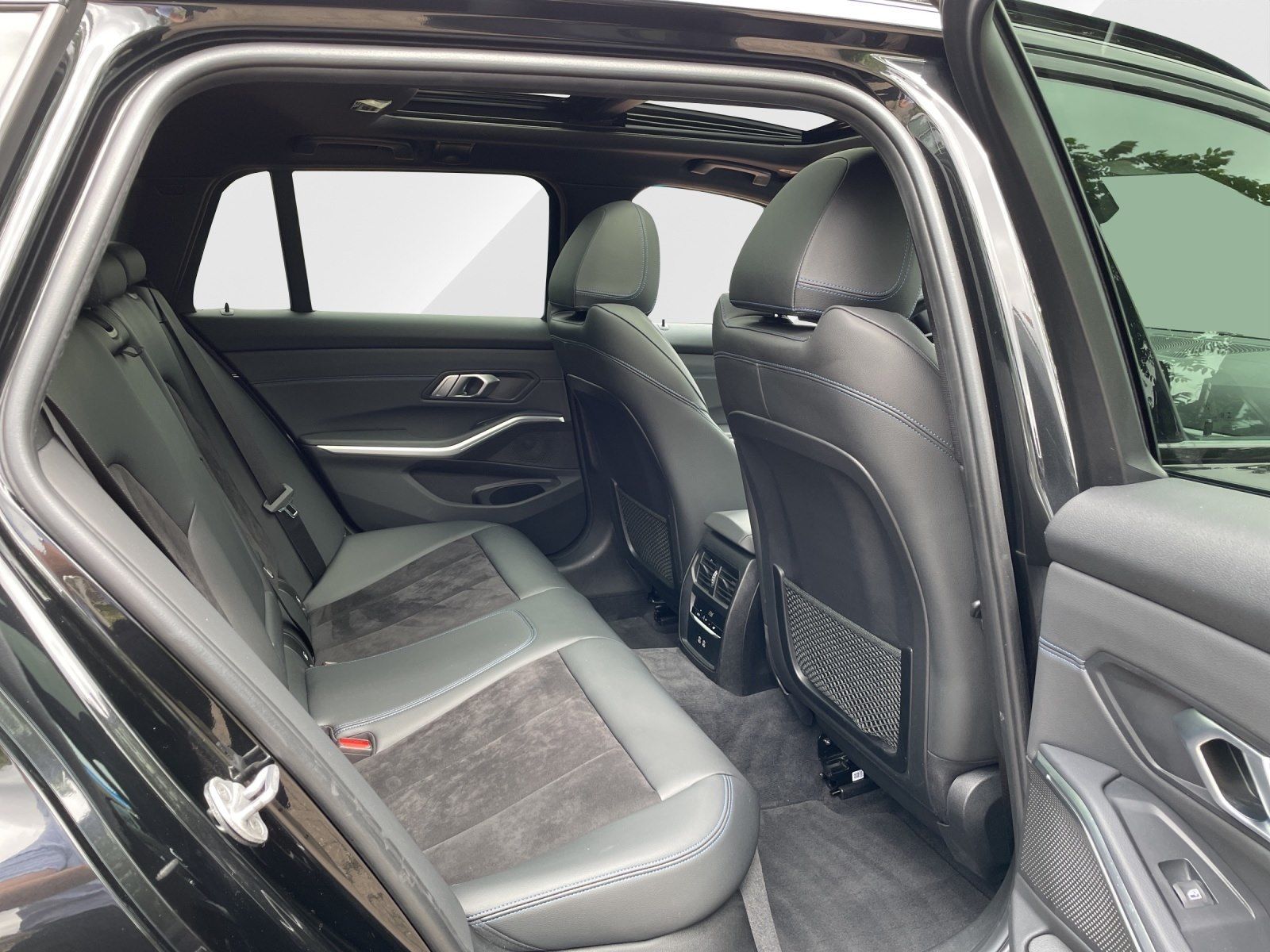 BMW 320 - Bild 13