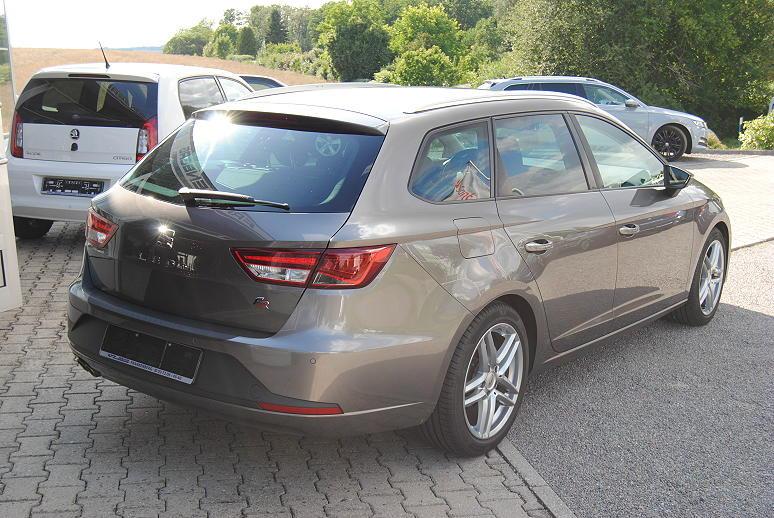 Seat Leon ST 1.4 TSI ACT FR.Navi.LED.AHK.PDC