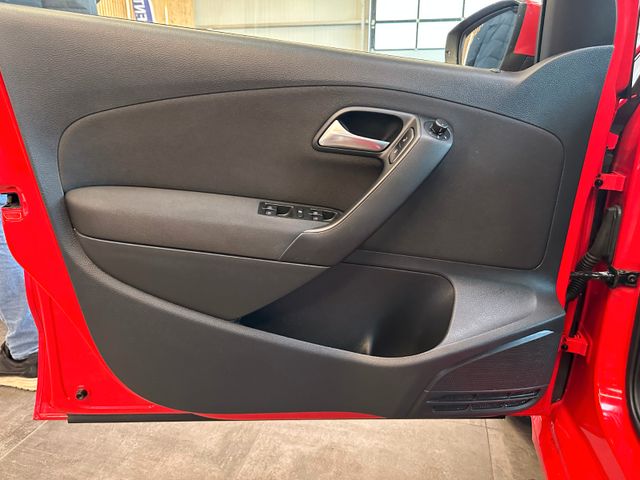 Volkswagen Polo V Team *2. Hand*Klima*SHZ*Freisprech*PDC*