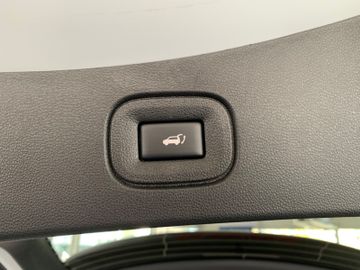 Fahrzeugabbildung Renault Koleos Initiale Paris