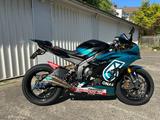 Yamaha R6 - YAMAHA 2006 R6
