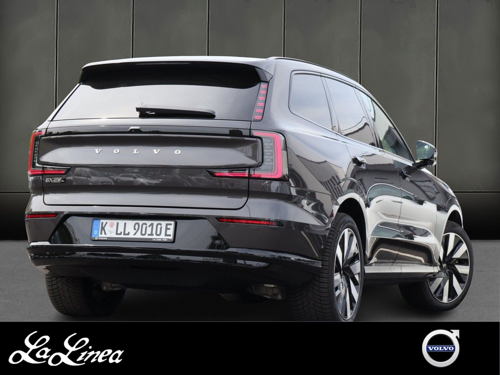 Volvo EX90 Twin Motor AWD Plus NP:99.990,-//AHK/Pilot  imagem 2