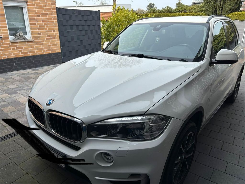 Image of BMW X5