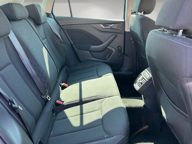 Fahrzeugabbildung SKODA Kamiq 1.0TSI Selection LED+KAMERA+TEMPOMAT+++