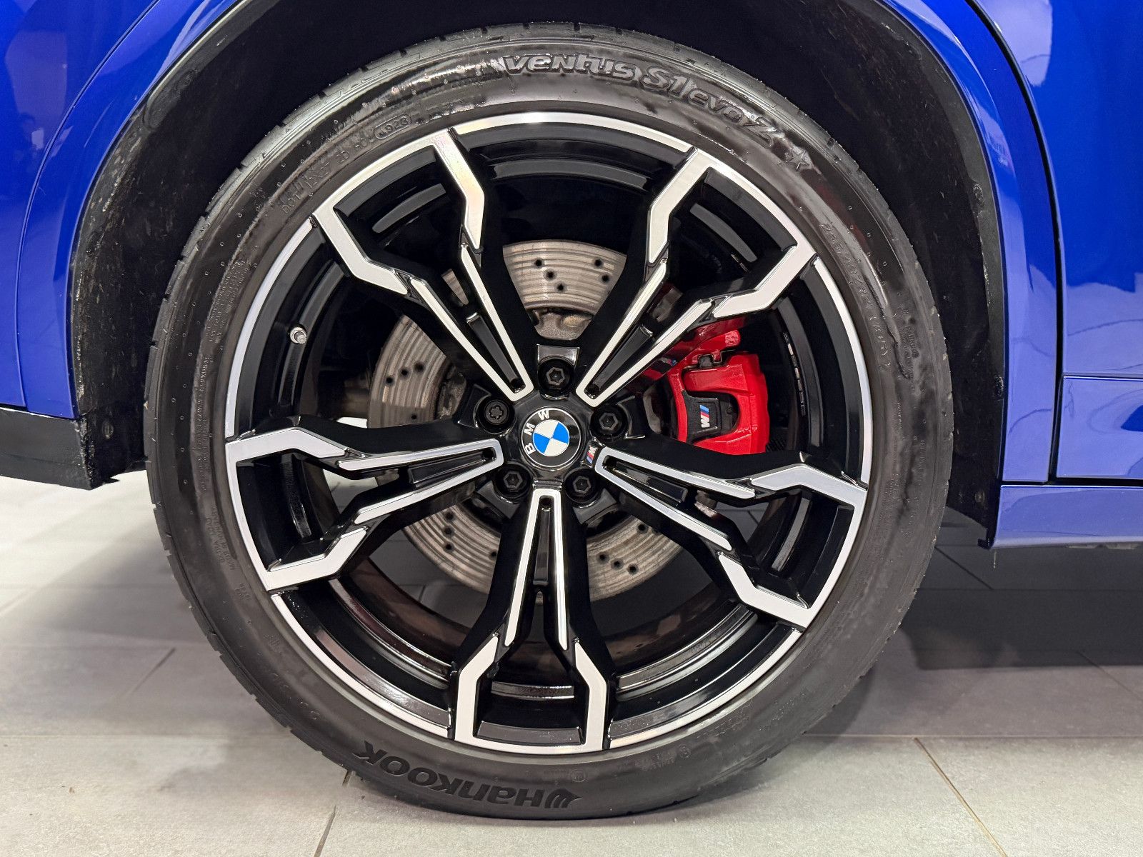 Fahrzeugabbildung BMW X4 M Competition |CARBON|H/K|LASER|HuD