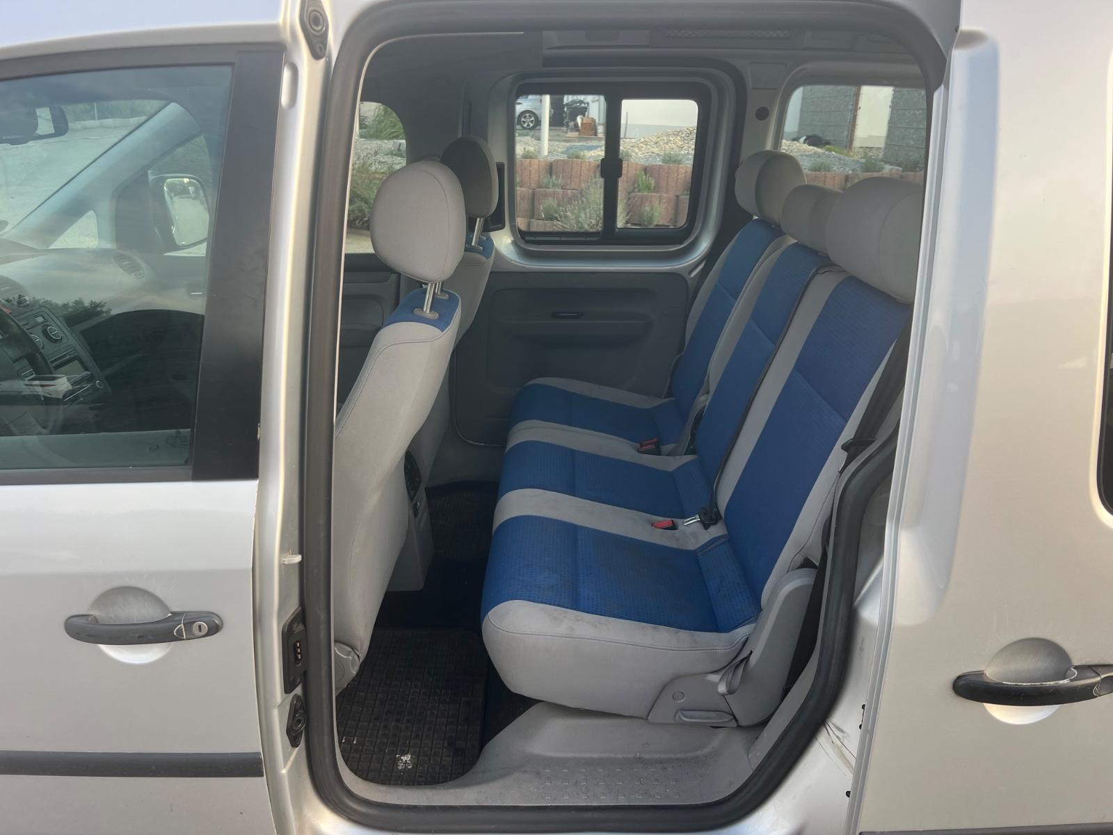 Volkswagen Caddy 2010 — photo 11