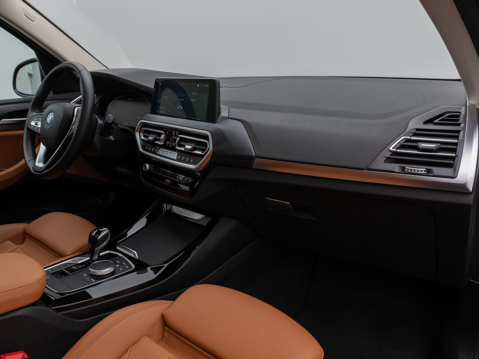 Fahrzeugabbildung BMW X3 xD30e Panorama Kamera DAB AHK DrivingAssist