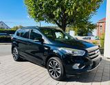 Ford Kuga ST-Line - Ford Kuga mit Benzin-Antrieb: Geländewagen