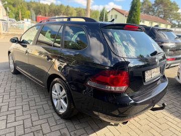 Volkswagen Golf - 8