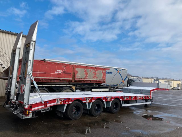 Humbaur HTS 30