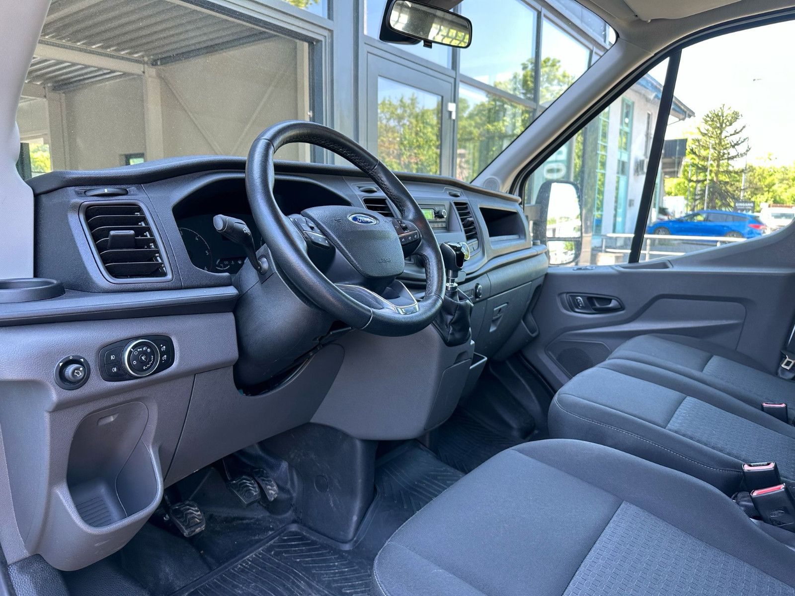 Fahrzeugabbildung Ford Transit 350 L2 PRITSCHE SPRIEGEL PLANE*AHK*KLIMA