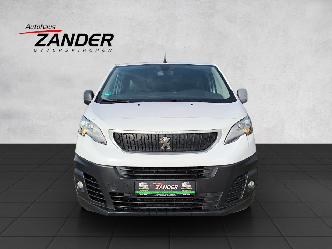 Fahrzeugabbildung Peugeot Expert Kasten Premium L2 / M - AHK uvm.