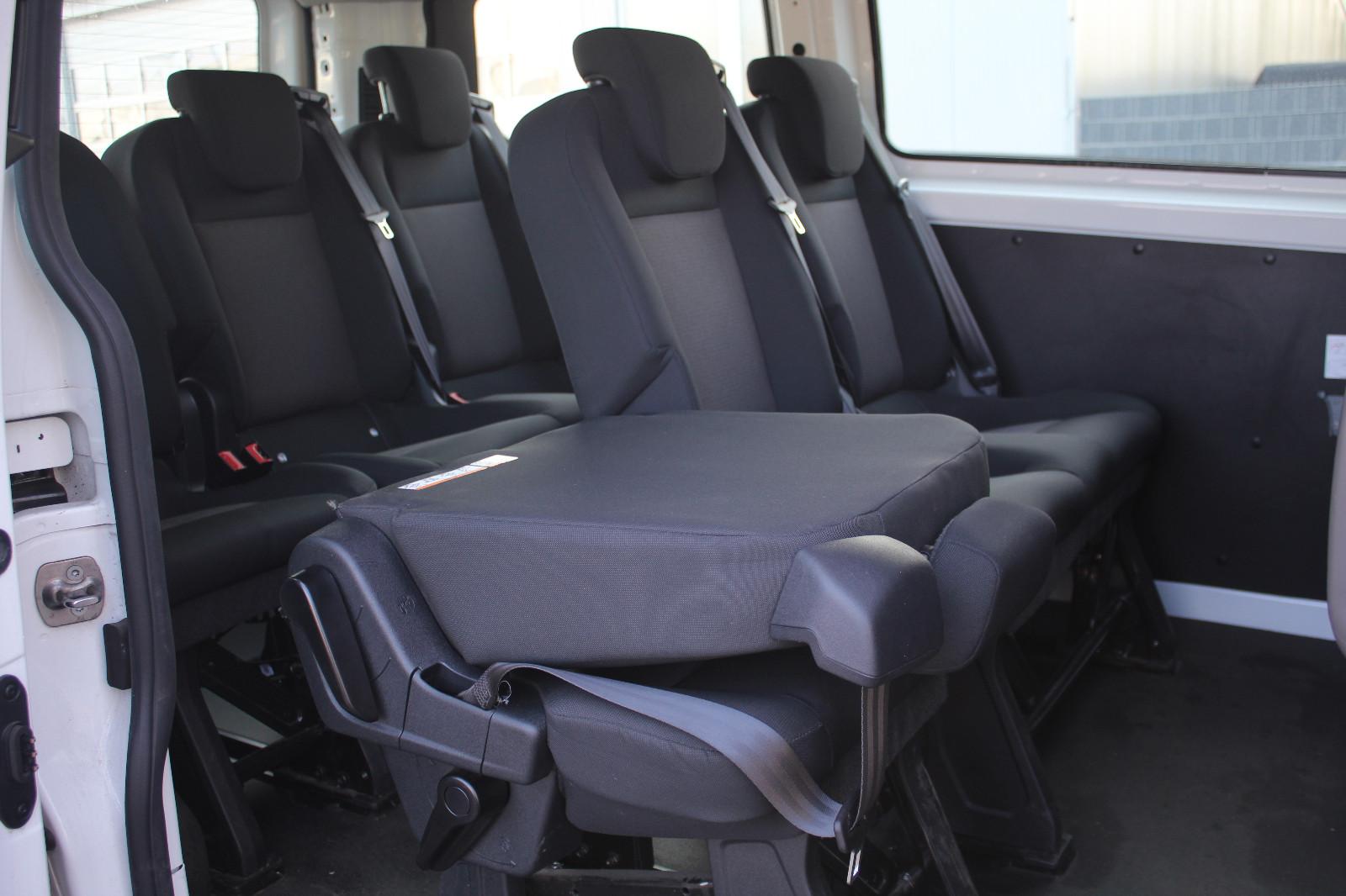 Ford Transit Custom Kombi 320 L1 (9 Sitzer)