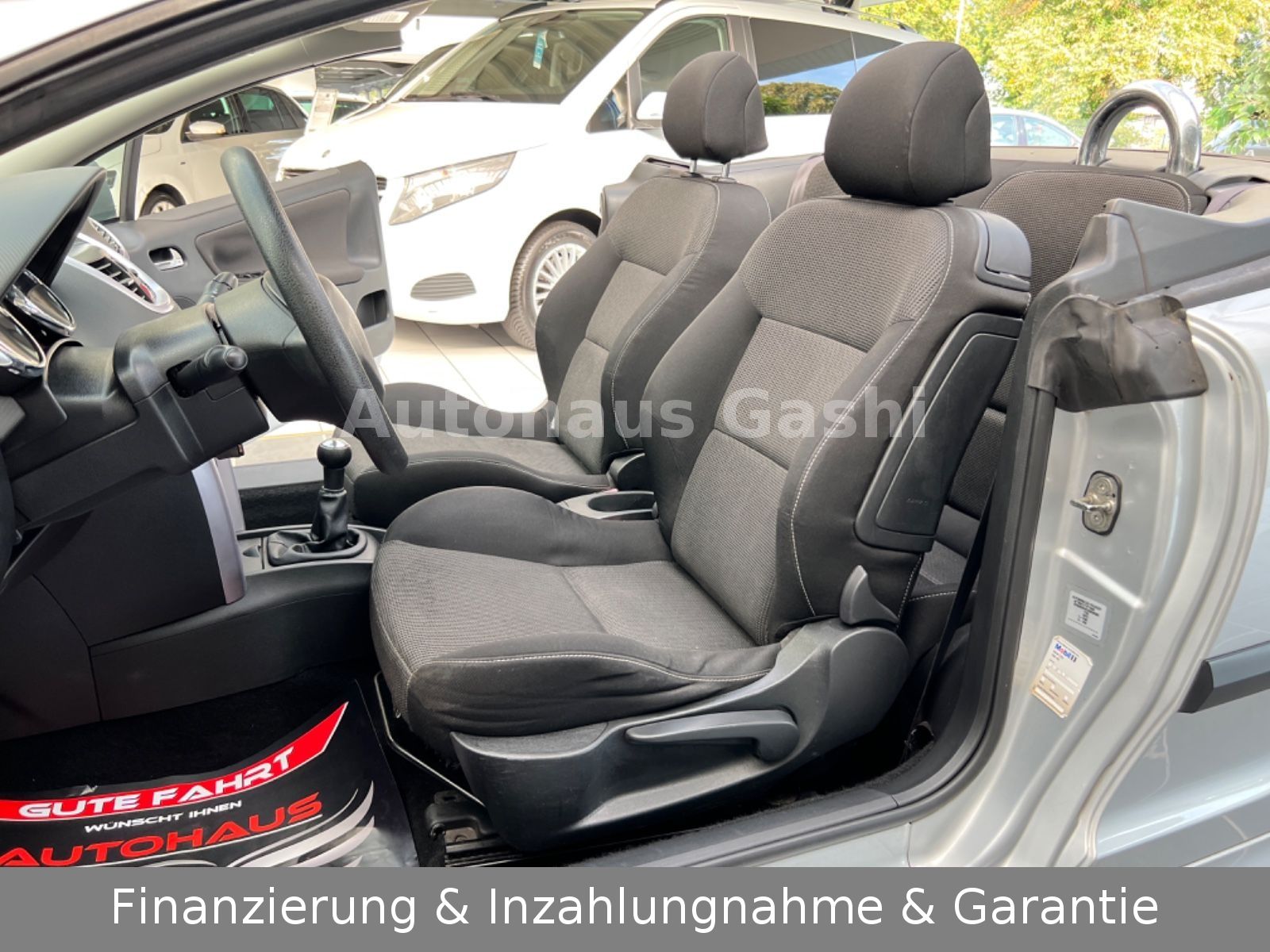 Fahrzeugabbildung Peugeot 207 CC Cabrio-Coupe Filou*2.Hand*Klima*