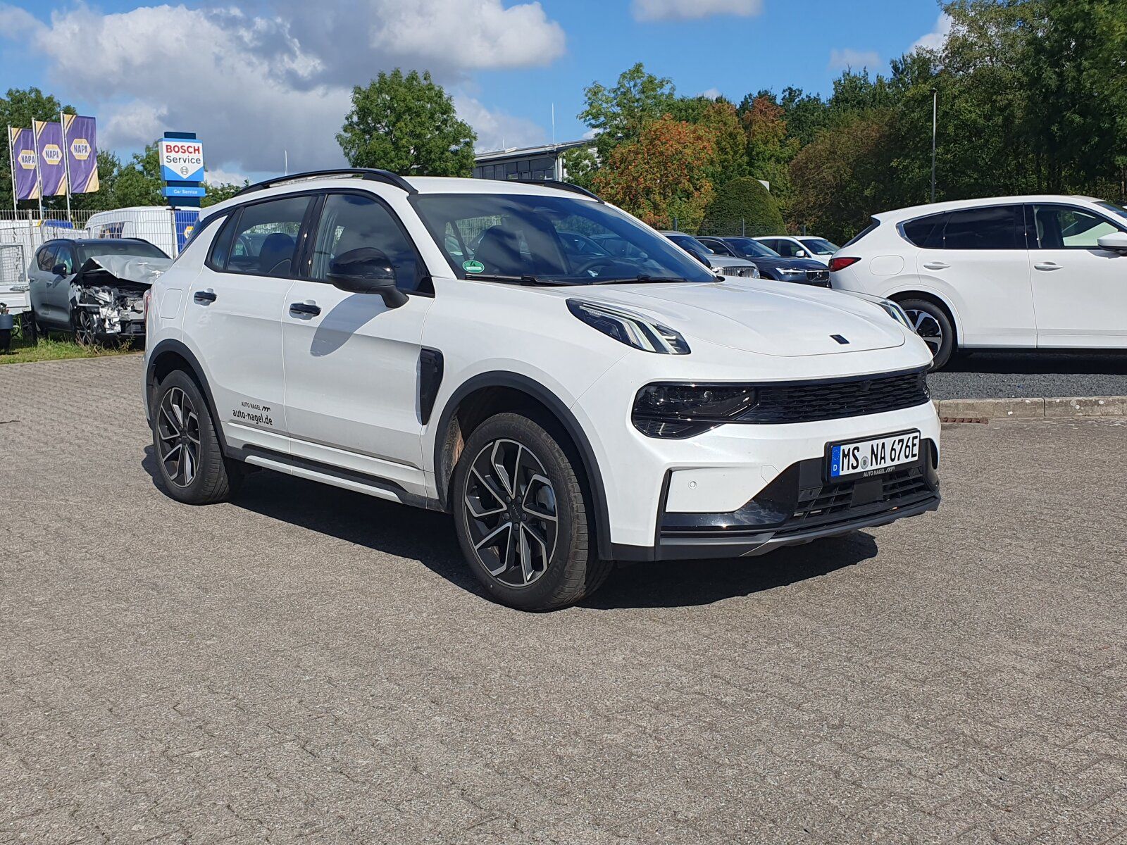 Lynk & Co 01