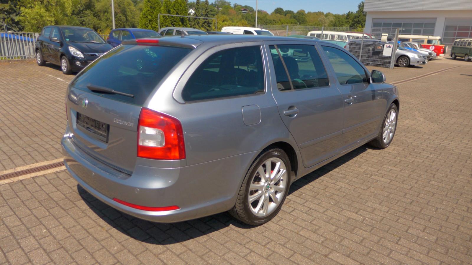 Skoda Octavia 2012 — photo 8