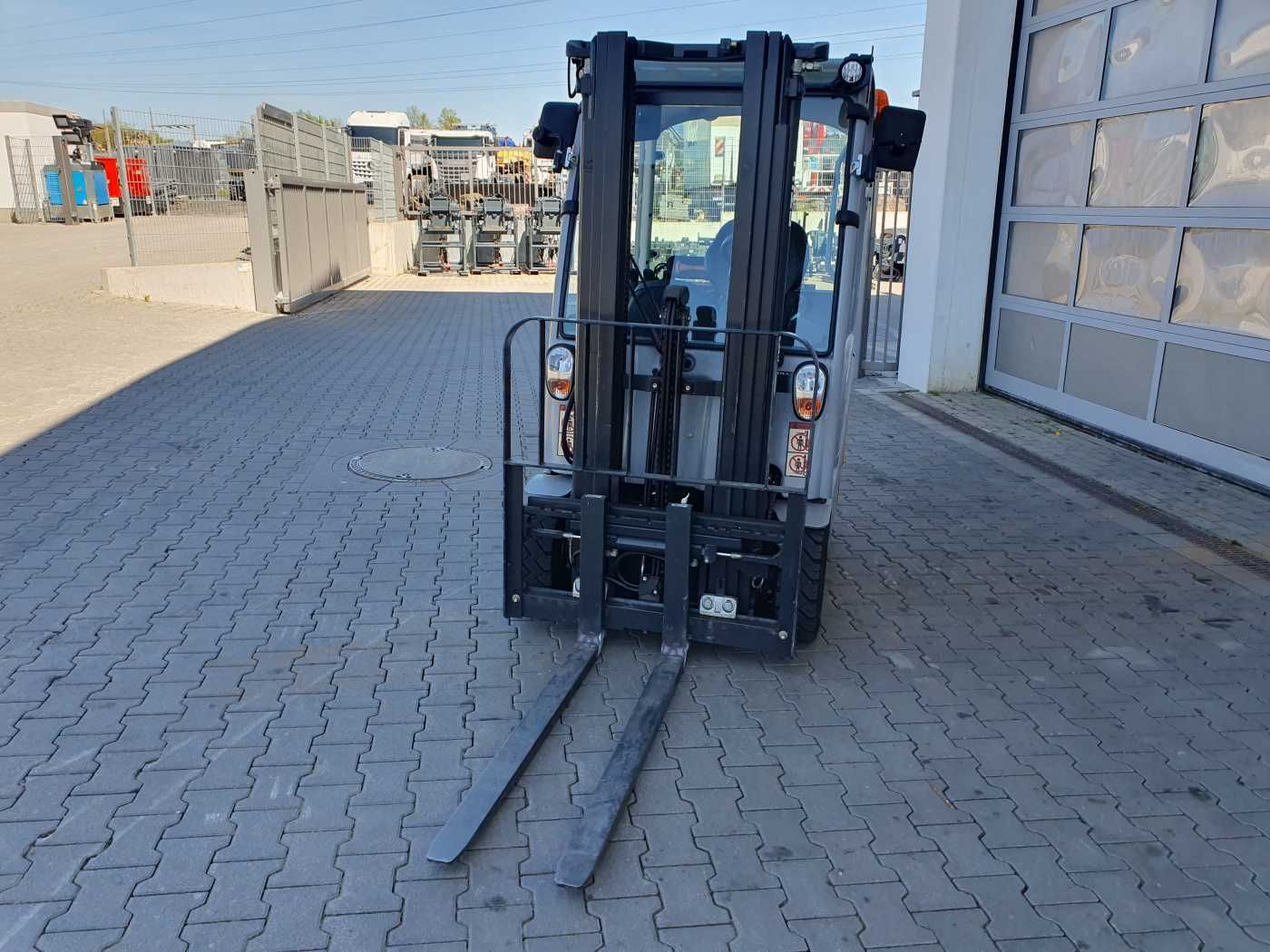 Fahrzeugabbildung Still RX20-14 / 2023 / Triplex: 4.30m! / 100h! / SS