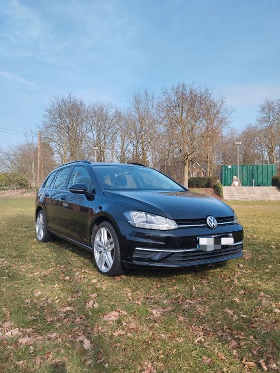 Image of Volkswagen Golf